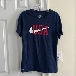 Nike Men’s Small Athletic Cut T-Shirt USA